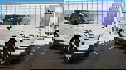 New 2025 Volvo EX30 Plus w/ Protection Package Premier