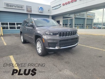 New 2025 Jeep Grand Cherokee L Laredo w/ Trailer Tow Package