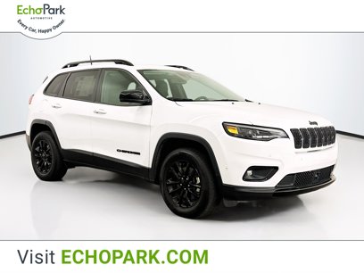 Used 2023 Jeep Cherokee Altitude Lux