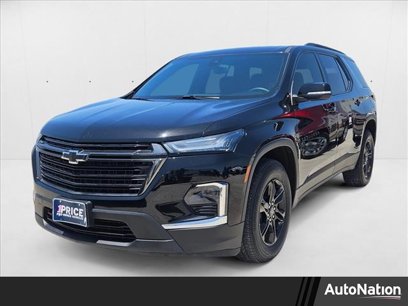Used 2023 Chevrolet Traverse LT