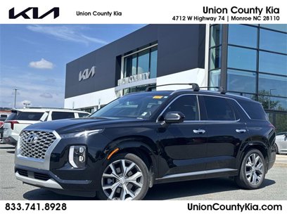 Used 2022 Hyundai Palisade Limited w/ Winter Package