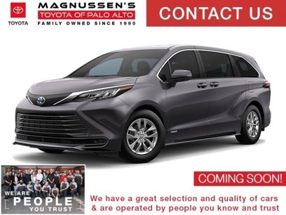 Certified 2022 Toyota Sienna LE