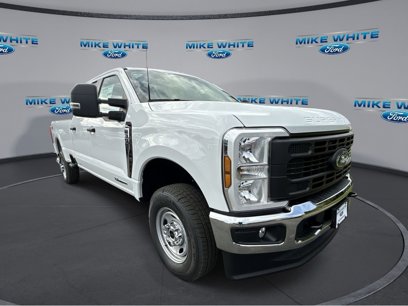 New 2025 Ford F350 XL w/ XL Chrome Package