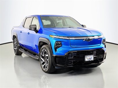 New 2025 Chevrolet Silverado EV RST