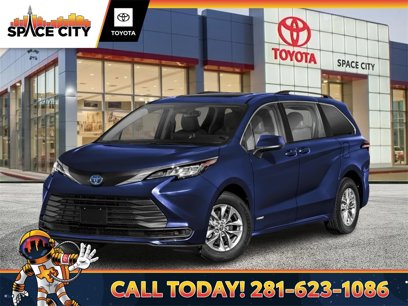 New 2025 Toyota Sienna LE