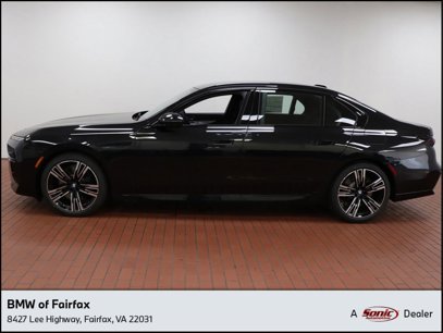 Used 2024 BMW 740i xDrive w/ Premium Package 2