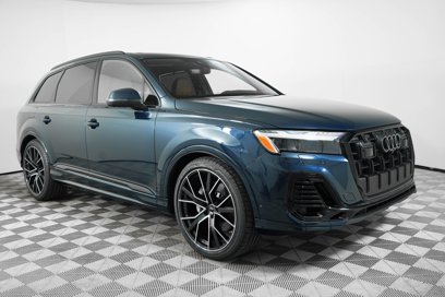 New 2025 Audi Q7 3.0T Premium Plus