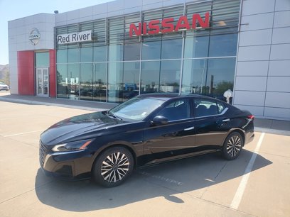 Used 2023 Nissan Altima 2.5 SV