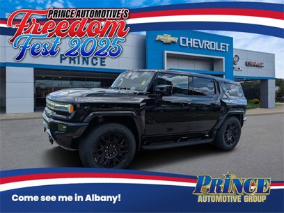 New 2025 GMC Hummer EV 2X w/ LPO, Dark Essentials Package
