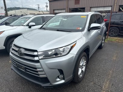 Used 2017 Toyota Highlander Limited