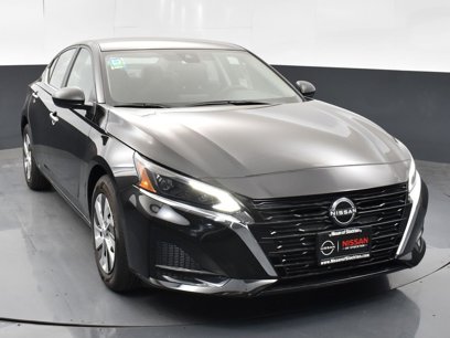 New 2025 Nissan Altima 2.5 S