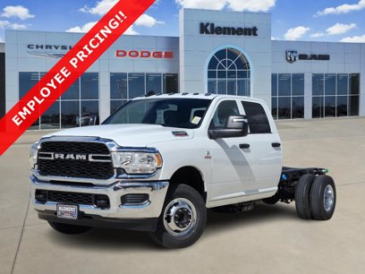New 2024 RAM 3500 Tradesman w/ Chrome Appearance Group
