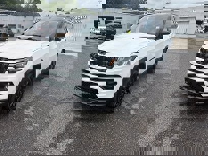Used 2023 Jeep Compass Altitude