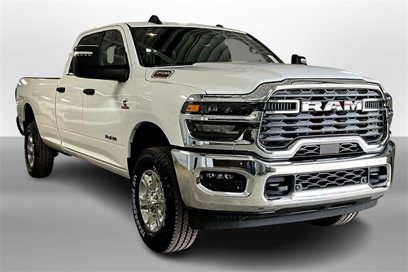 New 2025 RAM 2500 Big Horn w/ Safety Group