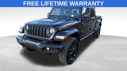 New 2025 Jeep Gladiator Sport
