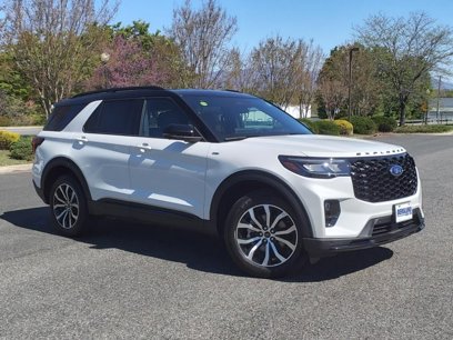 New 2025 Ford Explorer ST-Line