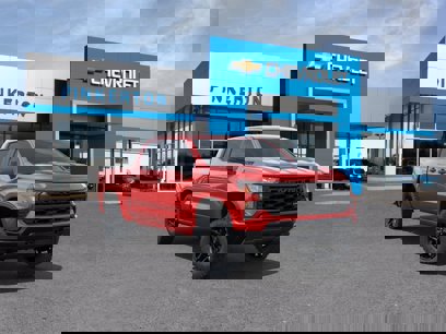 New 2025 Chevrolet Silverado 1500 Custom Trail Boss w/ Dark Appearance Package