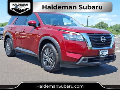Used 2022 Nissan Pathfinder SV