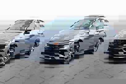 Certified 2025 Hyundai Elantra SE w/ Cargo Package