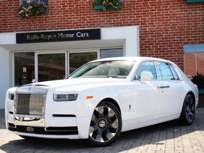 New 2025 Rolls-Royce Phantom Sedan