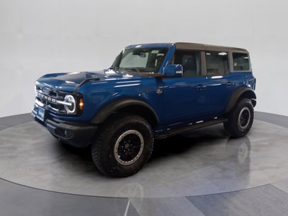 New 2024 Ford Bronco Outer Banks w/ Sasquatch Package