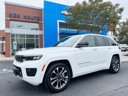 Used 2024 Jeep Grand Cherokee Overland w/ Trailer Tow Package
