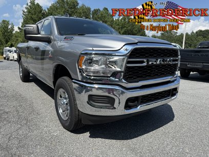New 2024 RAM 3500 Tradesman w/ Chrome Appearance Group