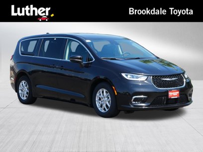 Used 2023 Chrysler Pacifica Touring-L