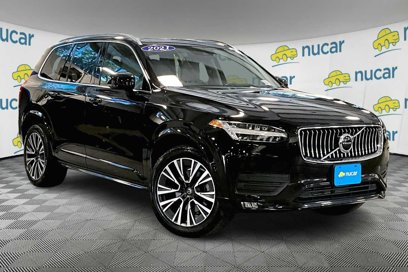 Used 2021 Volvo XC90 T5 Momentum w/ Climate Package