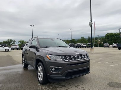 Certified 2019 Jeep Compass Latitude w/ Cold Weather Group