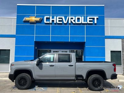 New 2025 Chevrolet Silverado 2500 ZR2 w/ Technology Package