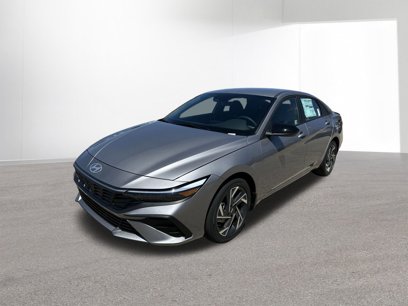New 2025 Hyundai Elantra SEL