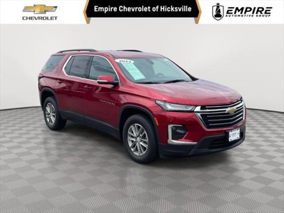 Used 2023 Chevrolet Traverse LT