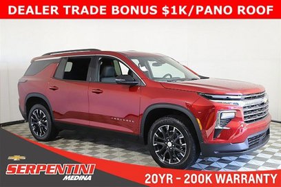 New 2025 Chevrolet Traverse LT w/ Sun and Wheel Package