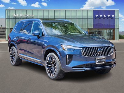 New 2025 Volvo XC90 B6 Plus w/ Protection Package Premier