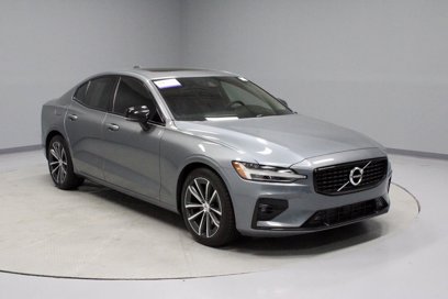 Used 2021 Volvo S60 T5 R-Design