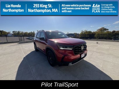 New 2025 Honda Pilot TrailSport