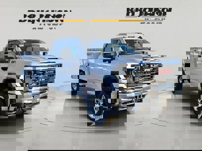 New 2025 GMC Sierra 3500 Pro w/ Convenience Package