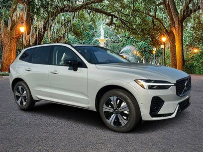 New 2025 Volvo XC60 T8 Plus w/ Protection Package Premier