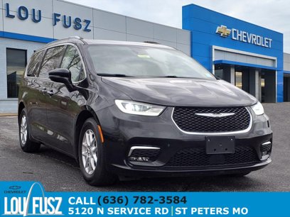 Used 2021 Chrysler Pacifica Touring-L