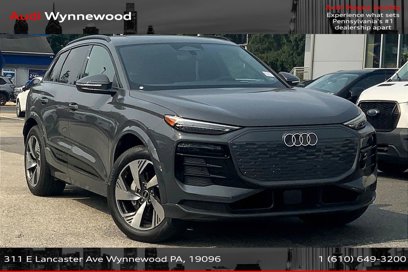 New 2025 Audi Q6 e-tron Premium Plus