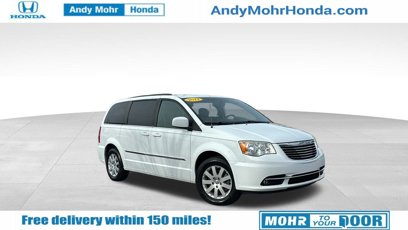 Used 2014 Chrysler Town & Country Touring