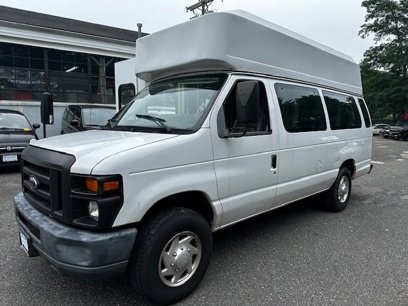 Used 2011 Ford E-350 and Econoline 350 Extended Super Duty w/ PWR Group