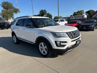 Used 2016 Ford Explorer XLT w/ Equipment Group 202A