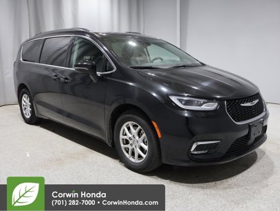 Used 2022 Chrysler Pacifica Touring-L