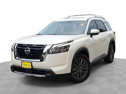 Used 2024 Nissan Pathfinder SL w/ SL Premium Package