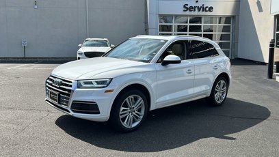 Used 2019 Audi Q5 2.0T Premium Plus w/ Premium Plus Package