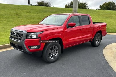 New 2025 Nissan Frontier SV w/ SV Convenience Package