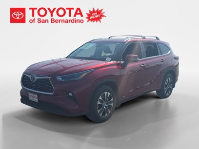 New 2025 Toyota Highlander XLE