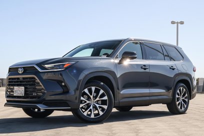 Used 2024 Toyota Grand Highlander AWD Hybrid